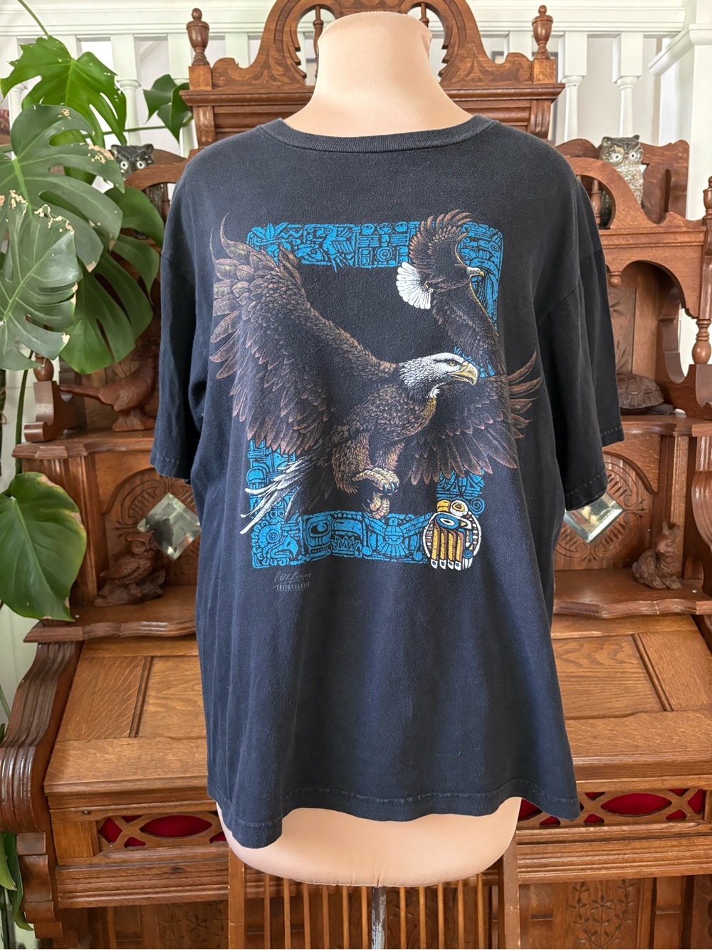 Retro Vintage Black Graphic Eagle T-Shirt Large